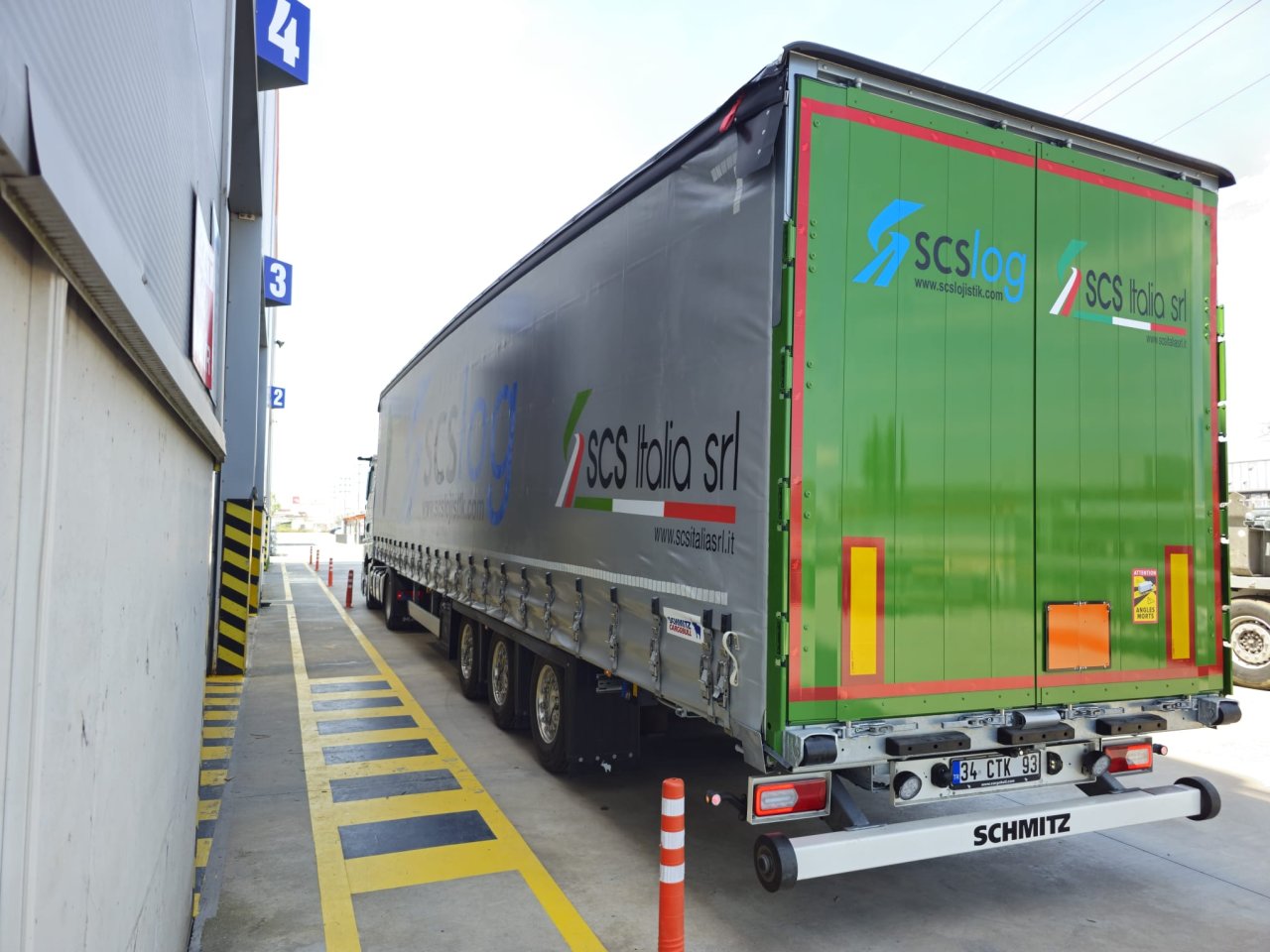 SCSLOG Lojistik, Çevre Duyarlılığı İçin Schmitz Cargobull'u Tercih Etti